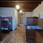 Mora De Nuei Hostel