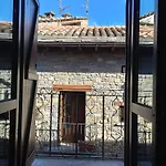 Mora De Nuei *