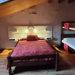 Mora De Nuei Hostel *