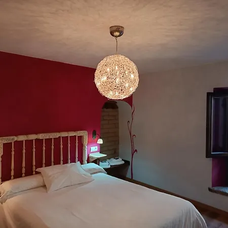 Mora De Nuei Hostel *