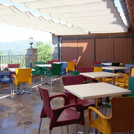 Hostel Mora De Nuei *