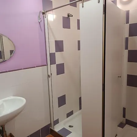 Mora De Nuei Аинса-Собрарбе