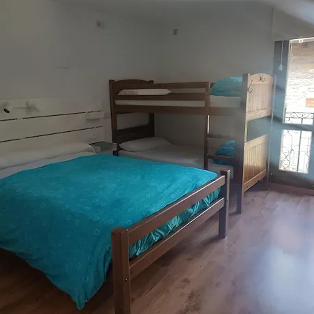 Хостел Mora De Nuei