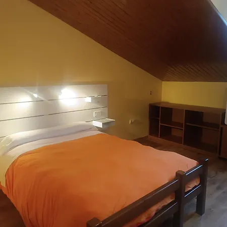 Хостел Mora De Nuei Аинса-Собрарбе