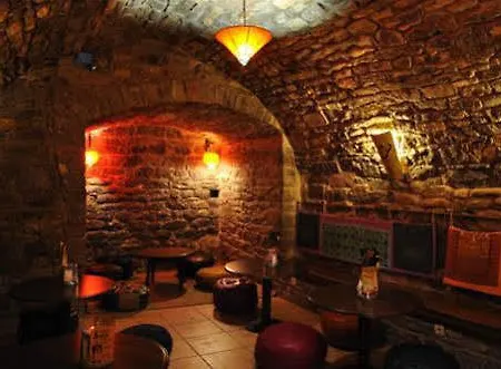 Mora De Nuei Аинса-Собрарбе