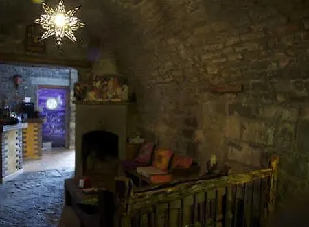 Mora De Nuei * Аинса-Собрарбе