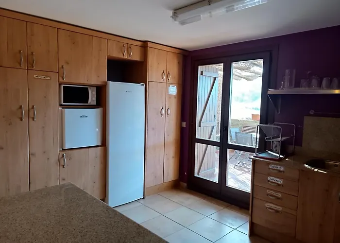 Mora De Nuei Hostel *