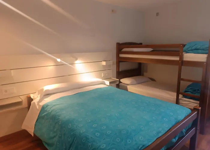 Hostel Mora De Nuei *